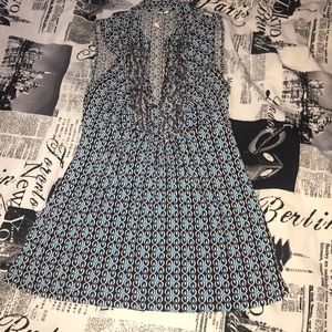 Tie back stretchy tank top - medium